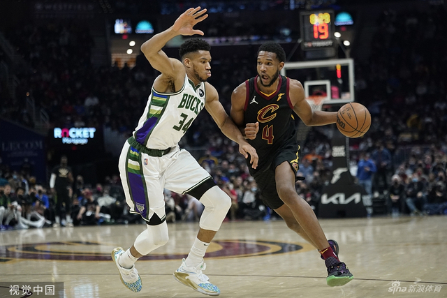 梅西做出黄 梅西做出黄