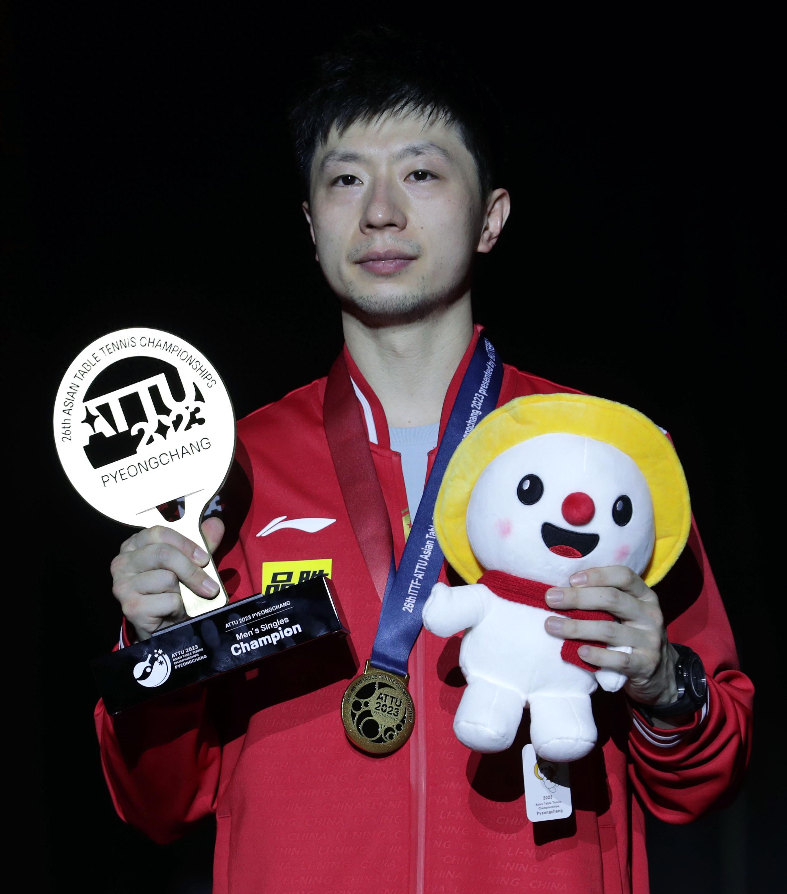 他无论是进 他无论是进