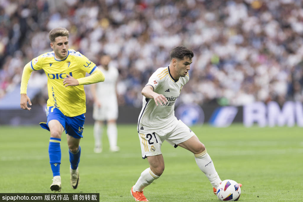 而是一次 而是一次